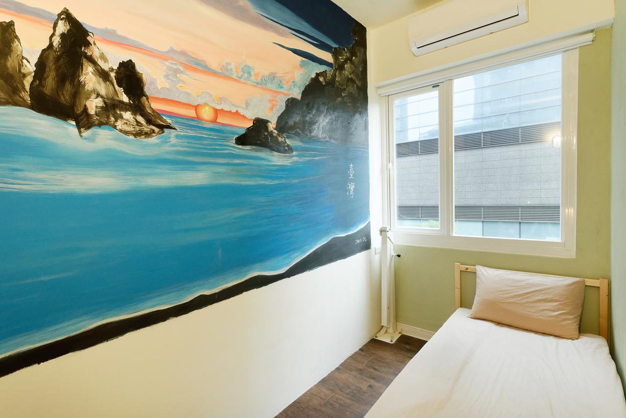 Flip Flop Hostel - Main Station Taipei Dış mekan fotoğraf