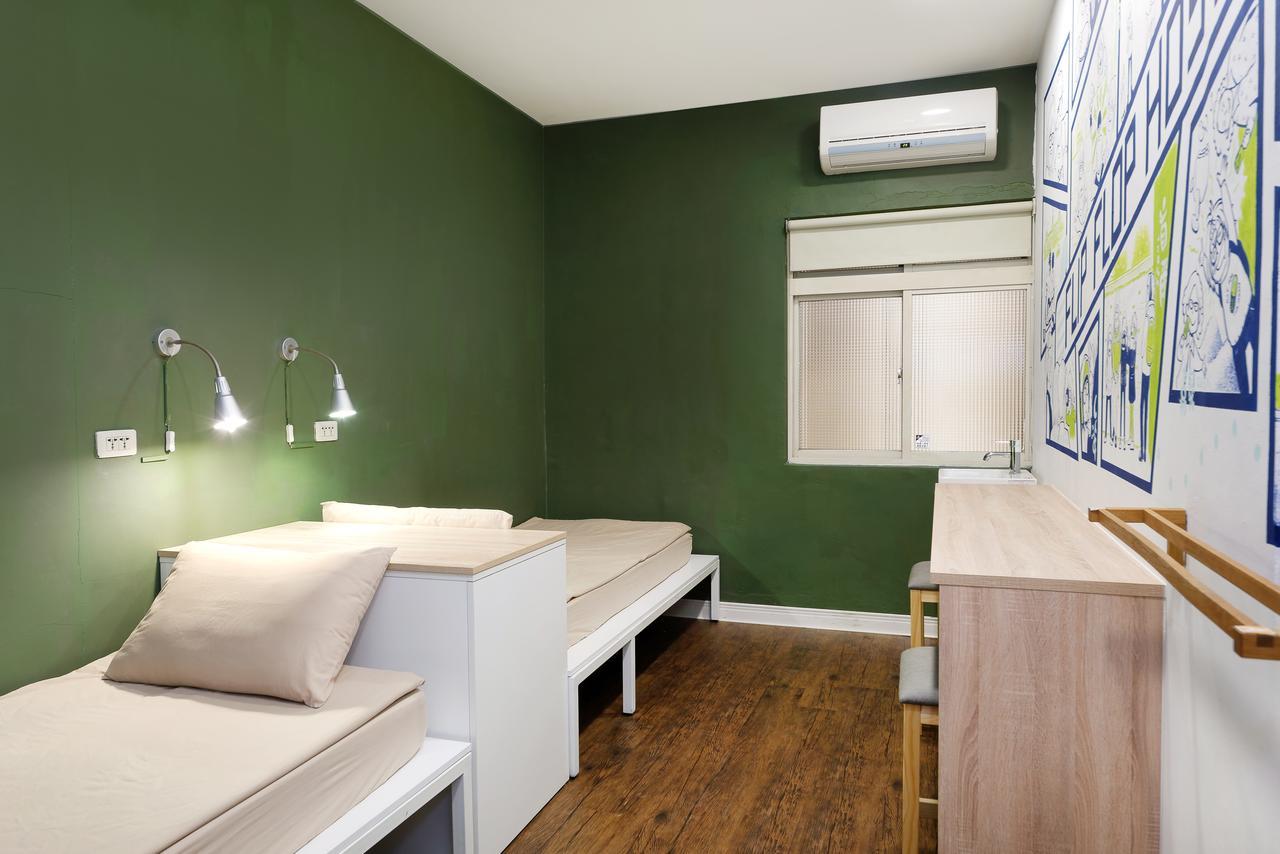 Flip Flop Hostel - Main Station Taipei Dış mekan fotoğraf